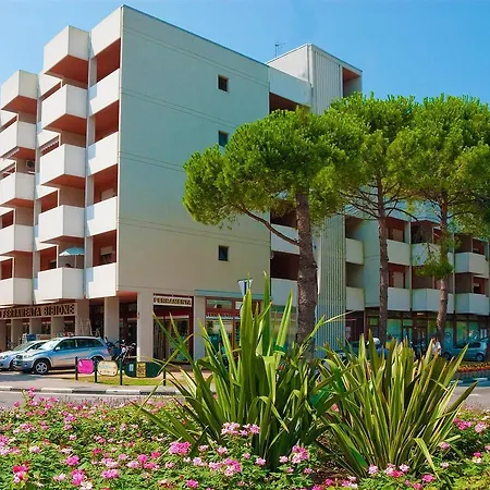 Apartamento Two-bedroom Near River 8 *