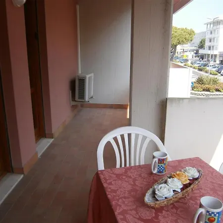 Two-bedroom Near River 8 Apartamento *